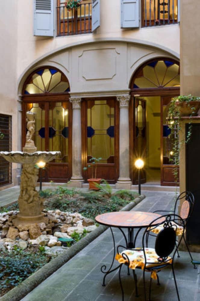 Residenza Castiglioni Bed & Breakfast Florence Exterior photo